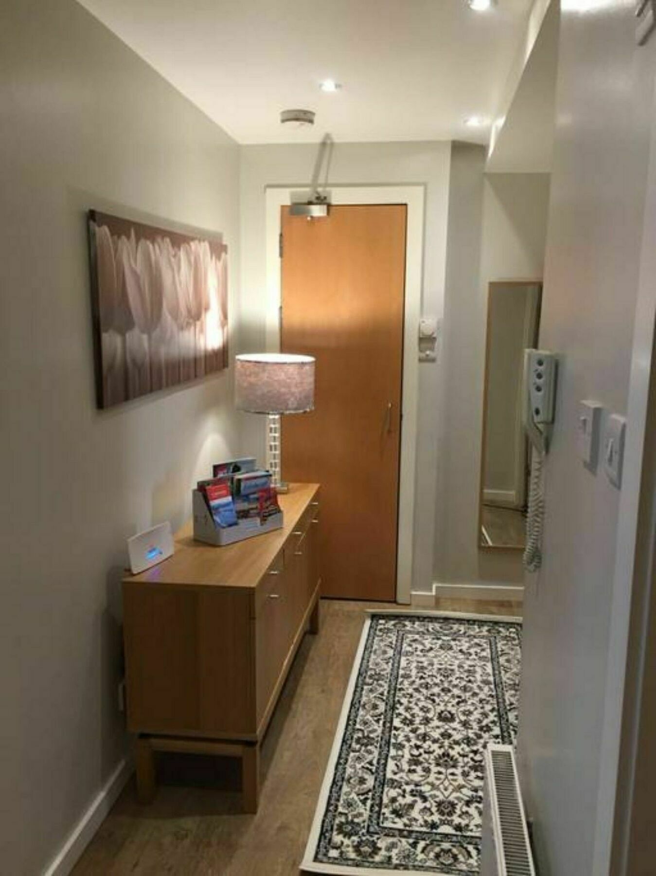 Bright And Stylish Apartment - Old Town エディンバラ エクステリア 写真